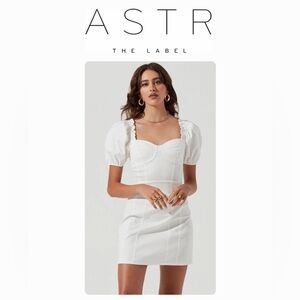 160$ ASTR The Label White Puff Sleeve Dress
